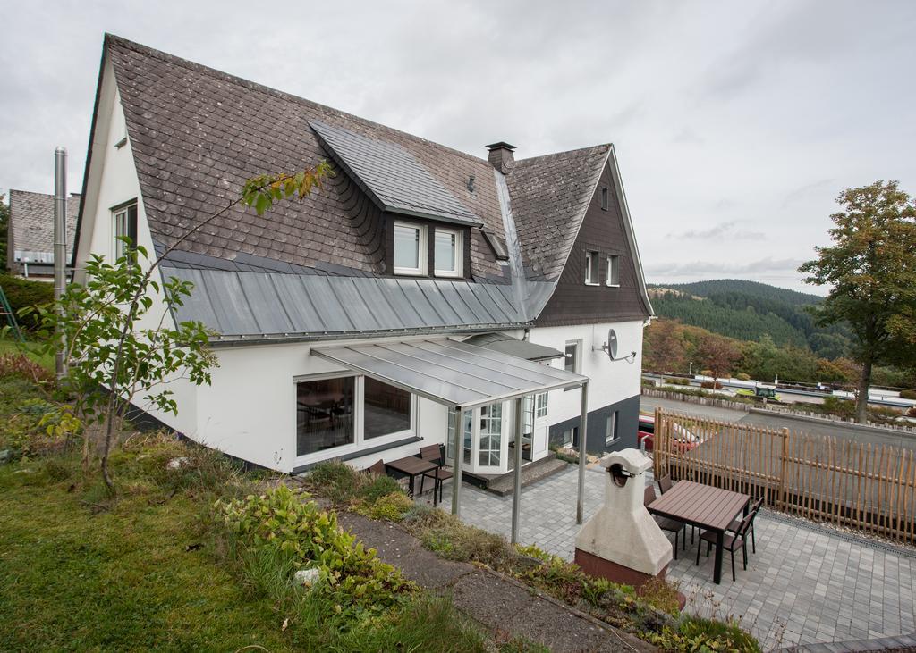 Astenweg 11